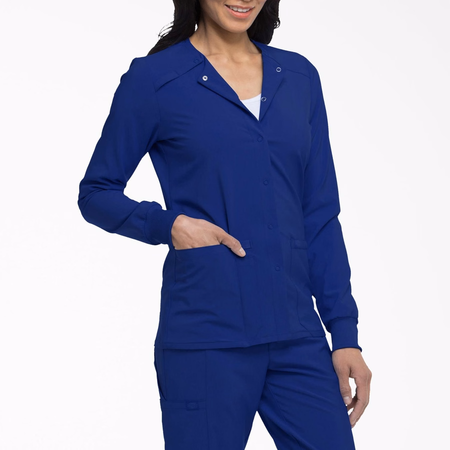 EDS Essentials Scrub-jakke med trykknapper foran for kvinner