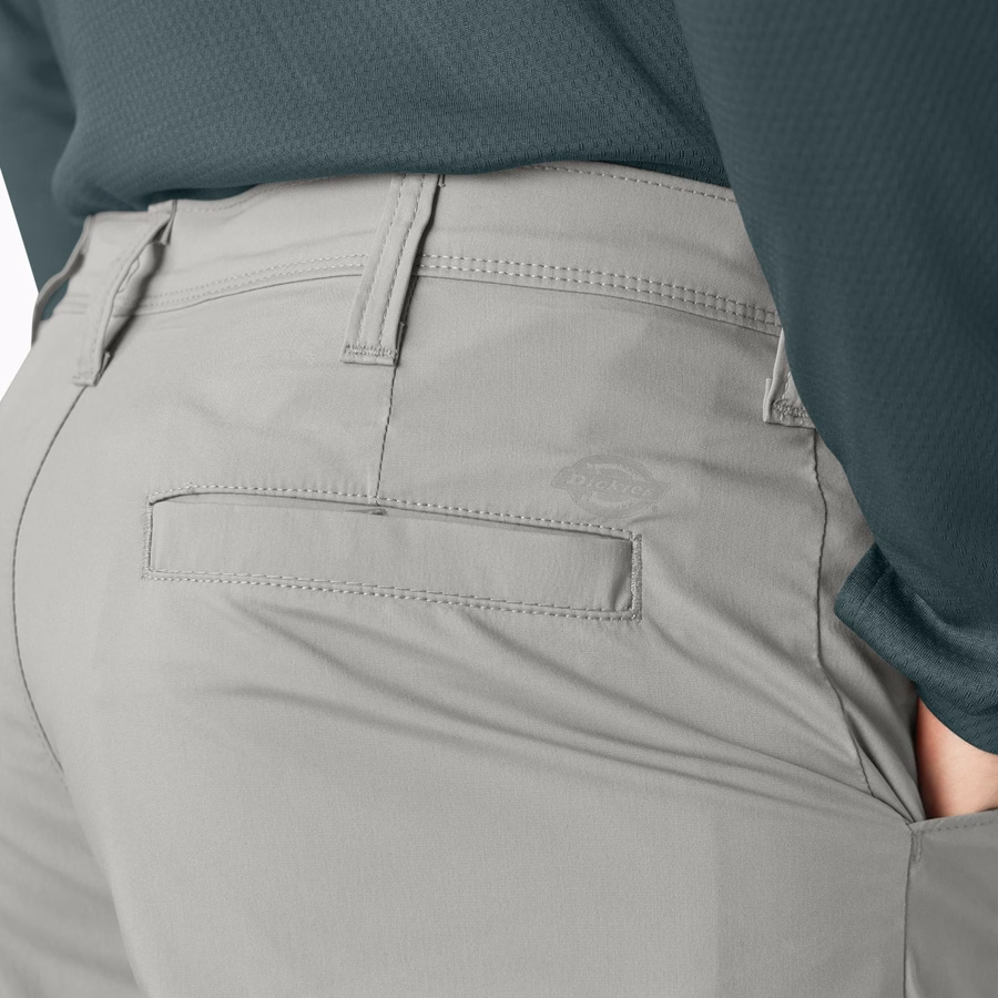 FLEX kjølende, vanlig passform, utility-shorts. 11